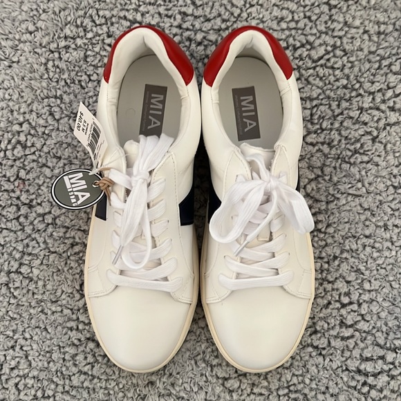 MIA White Sneakers with Red and‎ Blue Accents - Picture 7 of 9